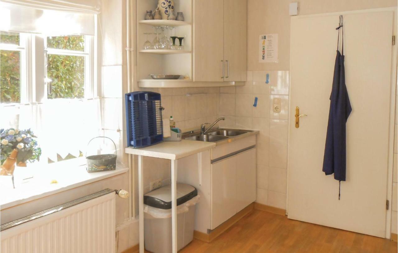 1 Bedroom Nice Apartment In Flueggendorf Klausdorf  Bagian luar foto